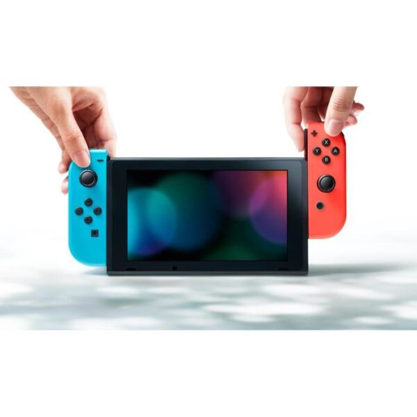 Nintendo Switch Console mit einem neonroten rechten Joy-Con und einem neonblauen linken Joy-Con